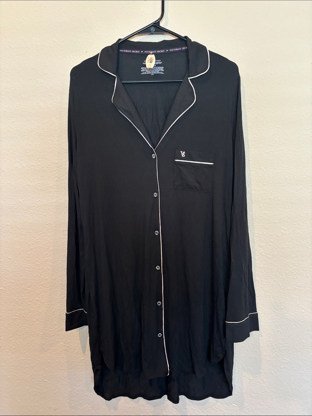 NWT L Victoria's Secret Black Long-Sleeve Satin-Trim Sleep Shirt/nightgown